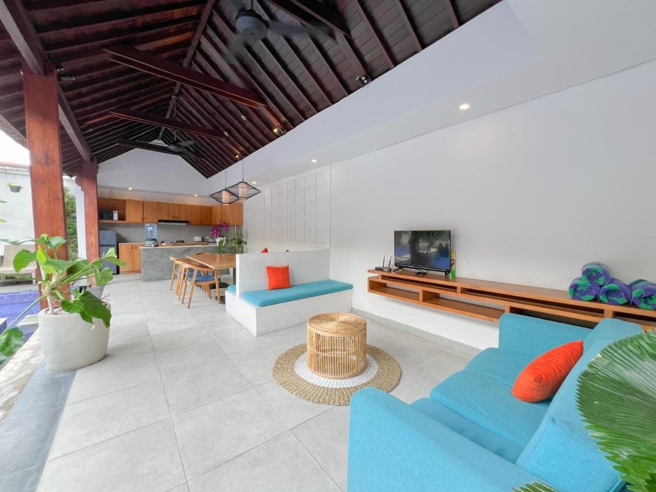 Apple Villa & Suite Seminyak Zewnętrze zdjęcie