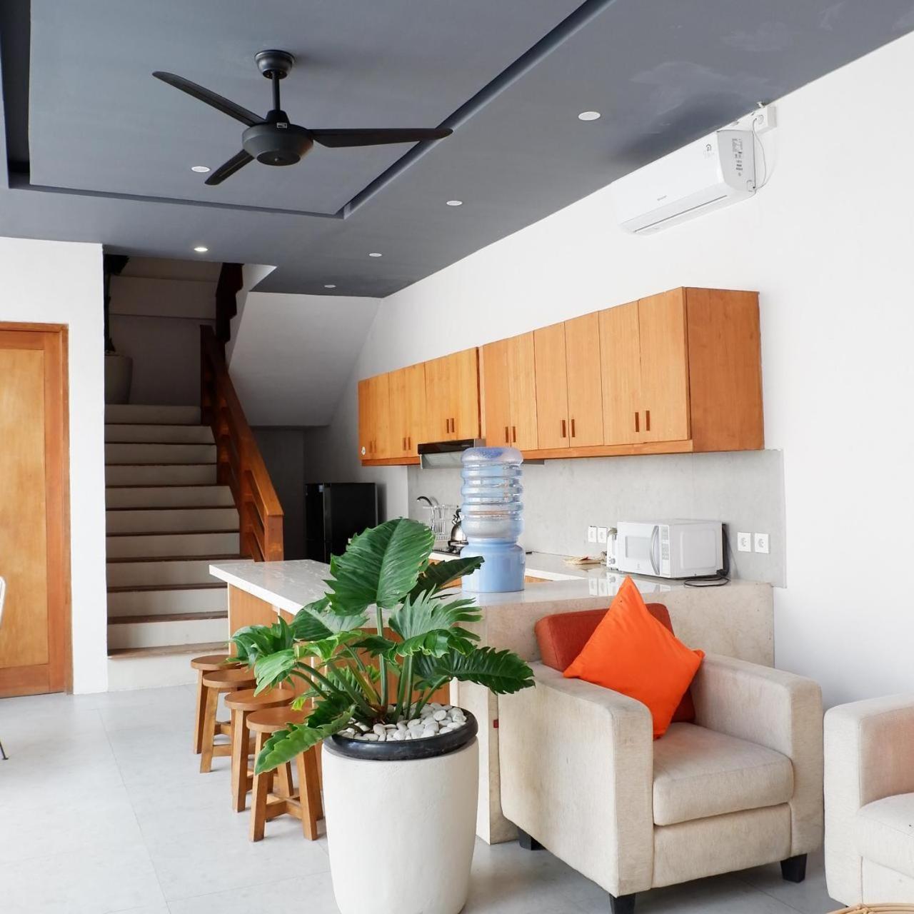 Apple Villa & Suite Seminyak Zewnętrze zdjęcie