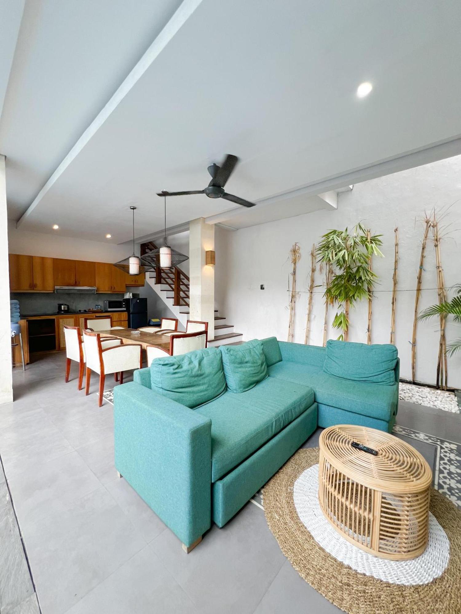Apple Villa & Suite Seminyak Zewnętrze zdjęcie